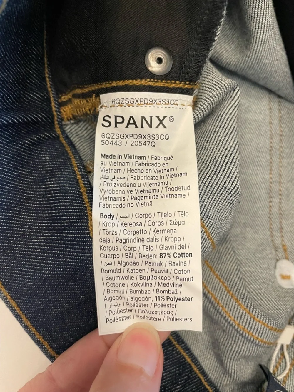 NWOT SPANXshape® EveryWear Pull-On Wide Leg Denim Jeans Raw Indigo Small
